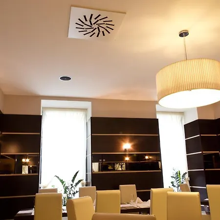 Hotel Old Town
