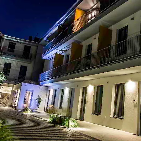 Hotel Old Town 4*