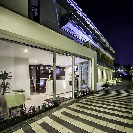 Hotell Old Town 4*